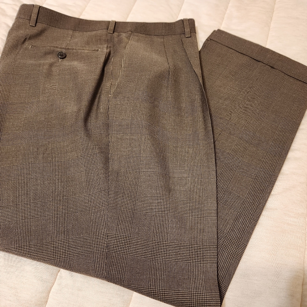 Ralph Lauren 32x29 Pleated Dress Pants